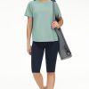 Women's Short Sleeve Workout Shirts Breathable Yoga T-Shirts with Side Slits Athletic Tee Tops