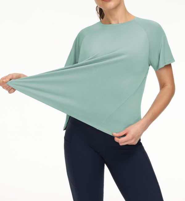 61hPtFwuHaL.jpg Women's Short Sleeve Workout Shirts Breathable Yoga T-Shirts with Side Slits Athletic Tee Tops