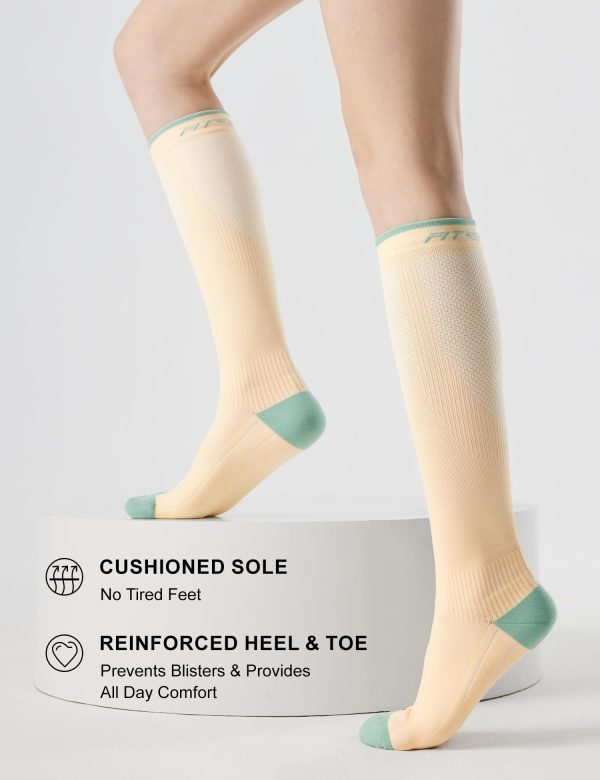 71GyoEm3WL.jpg 3 Pairs Compression Socks for Women and Men 20-30mmHg-Circulation Support Socks